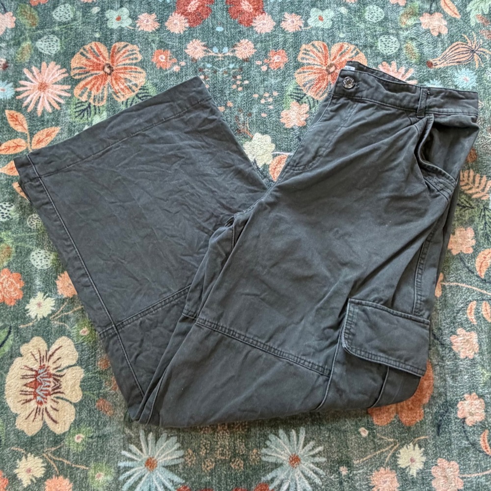 Cotton On Womens Wide Leg Cargo Pants Charcoal Gray Baggy Utility Size 8 US